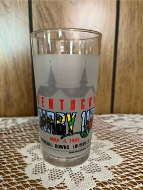 Kentucky Derby 117 Commemorative Glass - Red, Black, Yellow, Green